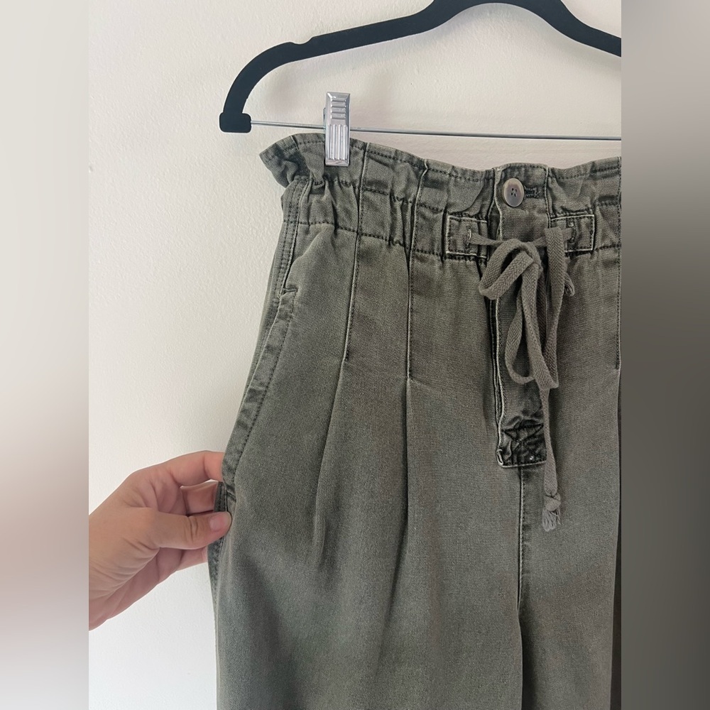 Free People Margate Pleated Paperbag Tie Waist Sugar Kelp Green Trouser Size XS - Picture 3 of 10